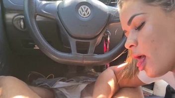Luna Oliveira mamou o Uber até ganhar leitinho