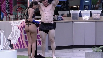 BBB23 Key Alves exibindo a bunda de calcinha dentro do programa