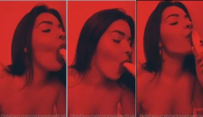 Nicks Vieira deliciosa saboreando a banana de um jeito irresistível