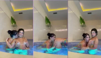Tifany Rocha trocando uns beijos com a amiga