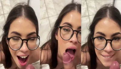 Mandy Carvalho arrasando na melhor chupada com a galera na cara!