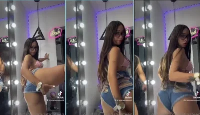 Teen latina bem gostosa de jeans, dançando cheia de prazer